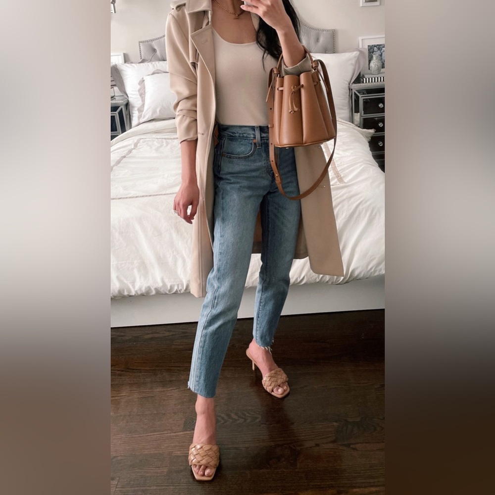 Wedgie icon fit ankle jeans-shut up